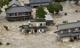 Uragano Etau sukelti potvyniai rytinėje Japonijoje