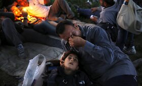 Pabėgėlių imigrantų pastangos patekti į Vakarų Europą i&scaron; Graikijos
