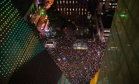 Brazilijoje tęsiasi masinės demonstracijos dėl prezidentės