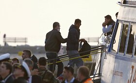 I&scaron; Graikijos į Turkiją i&scaron;plaukė pirmasis keltas su deportuojamais migrantais