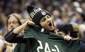 &bdquo;Milwauke Bucks&ldquo; palaužė pirmą kartą pralaimėjusią &bdquo;Golden State Warriors&ldquo; ekipą