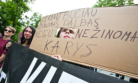 Piketas Vilniuje prie&scaron; &scaron;auktinių kariuomenę