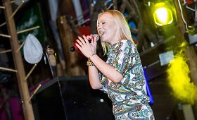 Mia koncertavo &bdquo;Laukinių vakarų salūne&ldquo;