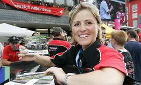 Niurburgringo karalienė Sabine Schmitz