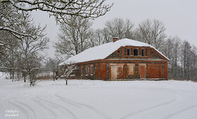 Buvusi Tytuvėnų dvaro sodyba (Kelmės r.)