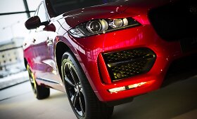 Vilniuje pasirodė naujasis &bdquo;Jaguar F-PACE&ldquo;