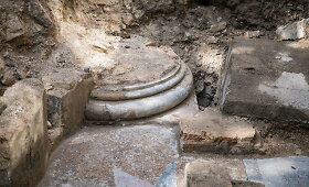 Archeologai atrado du Vilniaus Didžiosios sinagogos kolonų pagrindus