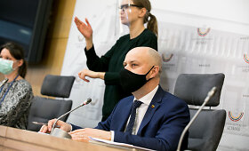 Balandžio 28-osios A.Verygos spaudo konferencija