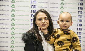 Mamoms ir kūdikiams skirtų prekių parduotuvės atidaryme &ndash; ir žinomos mamos