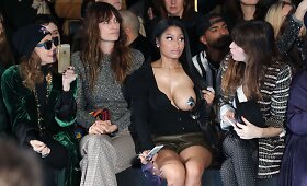 Provokuojantis Nicki Minaj stilius Paryžiaus mados savaitėje