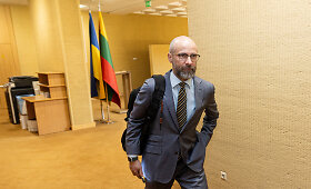 Iniciatyvos &bdquo;4 procentai&ldquo; atstovai susitiko su Seimo Pirmininke