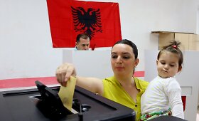 Albanijos vietos rinkimuose pirmauja valdantieji kairieji