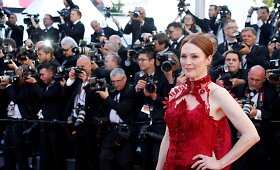 Kanų kino festivalio atidarymo ceremonijos svečiai ant raudonojo kilimo
