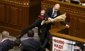 Ukrainos premjeras Arsenijus Jaceniukas traukiasi i&scaron; pareigų