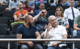 Vilniaus miesto apylinkės teisme tęsiasi prie Seimo vykusių riau&scaron;ių bylos nagrinėjimas