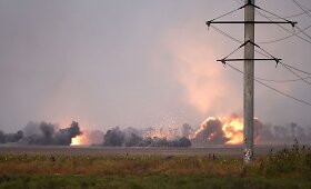 Ukrainos kariai &scaron;alies rytuose kaunasi su teroristais ir Rusijos armija