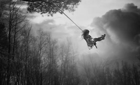 Fotografės užfiksuotos nuostabios vaikystės be ekranų akimirkos