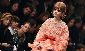 &bdquo;Chanel&ldquo; tarpsezoninė kolekcija &bdquo;M&eacute;tiers d'Art&ldquo;