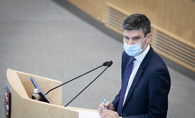 Seimas svarsto prezidento siūlymus &scaron;velninti COVID-19 krizei