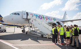&bdquo;Small Planet Airines&ldquo; atstovai aprodė įmonės lėktuvą