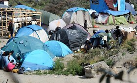 &Scaron;alia Kalė miesto migrantai įsirengė stovyklą