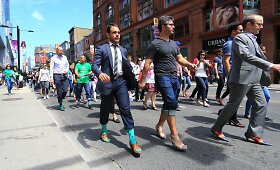 &bdquo;Walk A Mile In Her Shoes&ldquo; &ndash; renginys už moterų teises Toronte