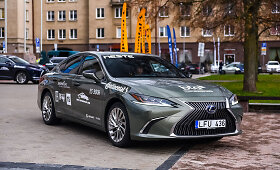 &bdquo;Lexus ES&ldquo; &ndash; konkurso &bdquo;Metų automobilis 2020&ldquo; dalyvis