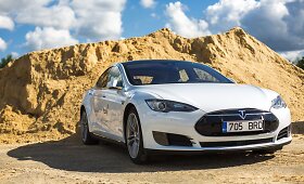 &bdquo;Tesla Model S 70 D&ldquo;: pasivažinėjimas Vilniaus apylinkėse