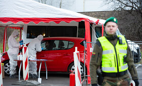 Vilniuje atidarytas mobilusis koronaviruso tyrimų ėmimo punktas