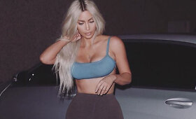 Naują Kanye Westo kolekciją reklamuoja Kim Kardashian klonėmis paversti modeliai