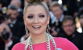 Suknelių paradas antrąją Kanų kino festivalio dieną