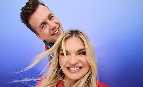 Atsinaujinusios radijo stoties M1 laidų vedėjų fotosesija