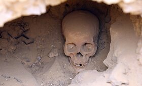 Senuose kapuose &ndash; Egipto istorijos mįslių raktai
