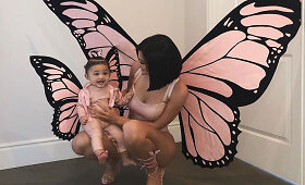Pirmas Kylie Jenner dukters Stormi Helovinas