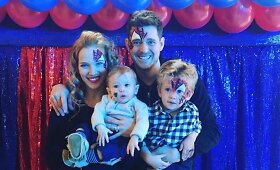 Dainininko Michaelo Buble &scaron;eima