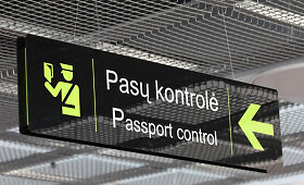 Kauno pasieniečių darbo ritmą diktuoja lėktuvų tvarkara&scaron;čiai