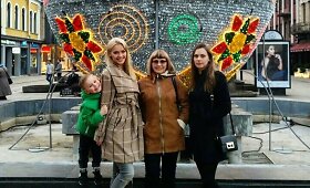 Viktorija Sutkutė su mama Edita ir seserimi Agne