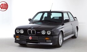 BMW M3 E30 automobilis
