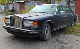 Aukso vertės radinys apleistame garaže: 90-ųjų &bdquo;Rolls &ndash; Royce Silver Spur&ldquo;