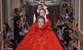 &bdquo;Valentino&ldquo; 2016 m. rudens-žiemos auk&scaron;tosios mados kolekcija