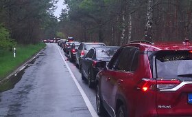 I&scaron;bandymas poilsiautojams: i&scaron; Kur&scaron;ių nerijos persikėlimo laukė porą valandų