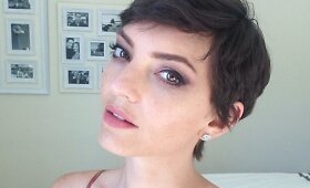 Krūties vėžį įveikusi manekenė Jocelyn Binder