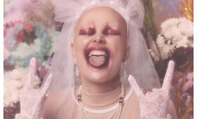 Fever Ray ir jos grupės merginos