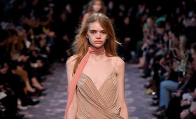 Milano mados savaitė: &bdquo;Rochas&ldquo; 2016 m. rudens-žiemos kolekcija