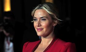 Trečio vaiko besilaukianti Kate Winslet žibėjo filmo premjeroje