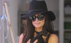 Amžina blondinė Paris Hilton virto tamsiaplauke