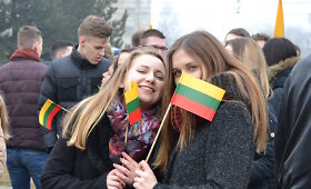 900 gimnazistų Nepriklausomybės dieną minėjo su Mariumi Jampolskiu ir Stano