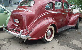 Avarijoje apgadintas 1939 m. &bdquo;Plymouth P8 Deluxe&ldquo;