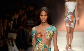 Milane pristatyta kerinti &bdquo;Blumarine&ldquo; kolekcija