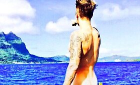 Internautai i&scaron;sityčiojo i&scaron; nuogo Justino Bieberio nuotraukos